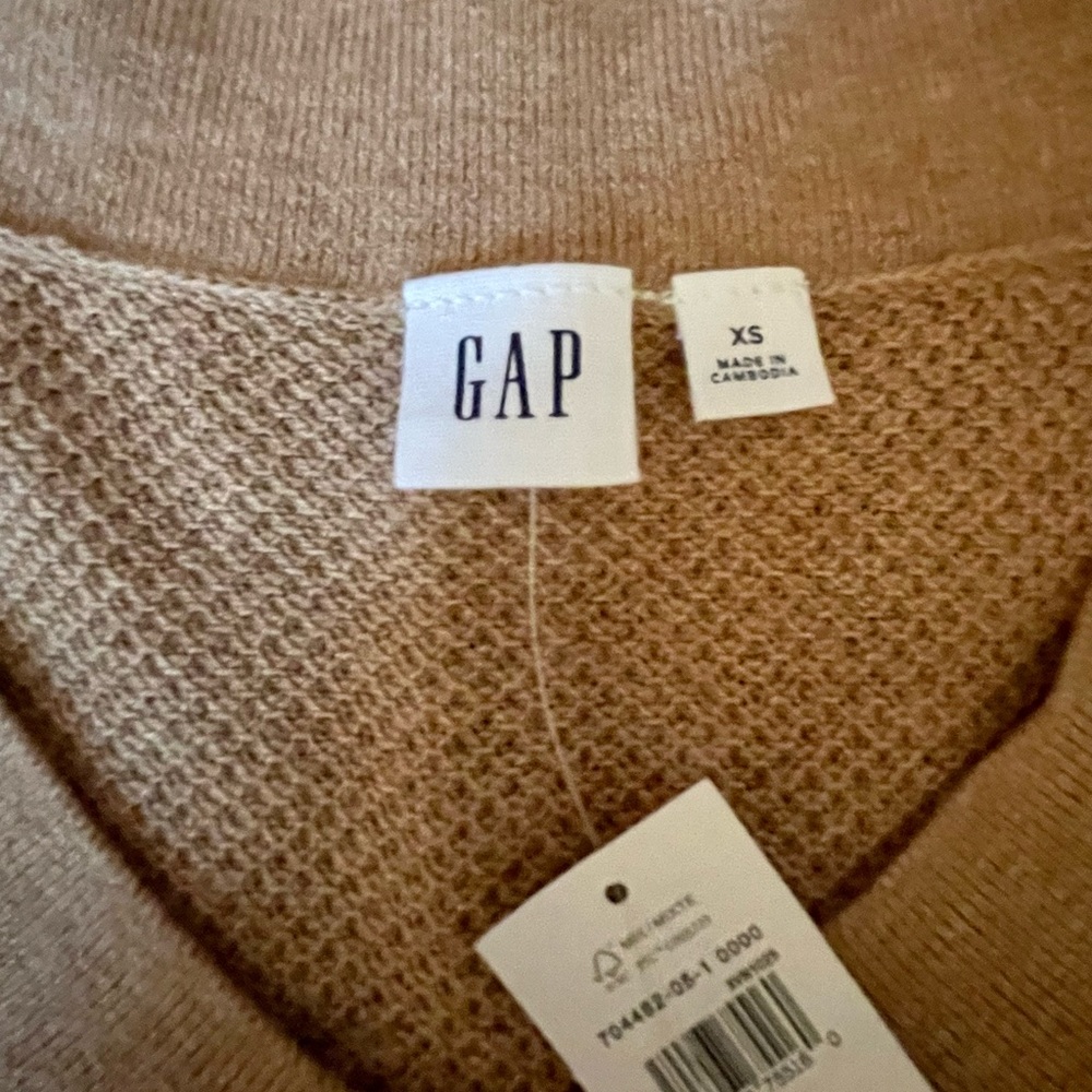 NWT Gap Lightweight Textured V-Neck Pullover Sweater Size XS - Picture 2 of 5
